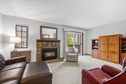 8823 42nd Ave N, New Hope, MN, 55427-1055 | Card Image