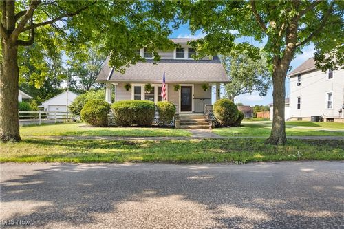 115 Coulter St, Creston, OH, 44217-9745 | Card Image