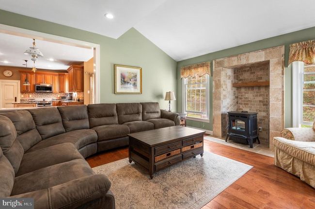608 Covered Bridge Ln, House other with 4 bedrooms, 3 bathrooms and null parking in Doylestown PA | Image 6