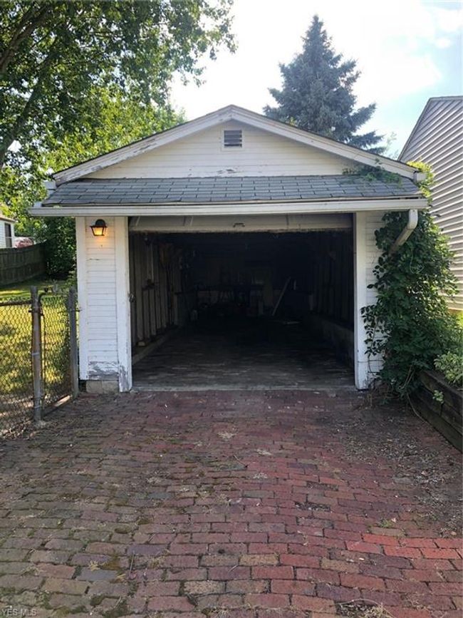 86 23rd Street Nw, House other with 3 bedrooms, 1 bathrooms and null parking in Barberton OH | Image 12
