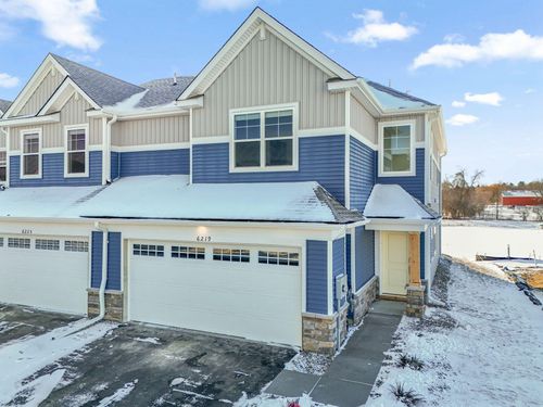 6219 205th St N, Forest Lake, MN, 55025-5005 | Card Image