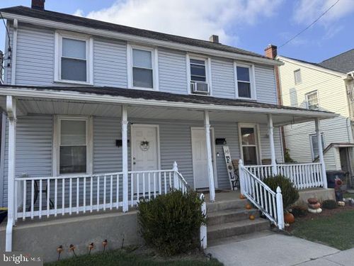 10-8-10 N Bridge St, CHRISTIANA, PA, 17509-1402 | Card Image