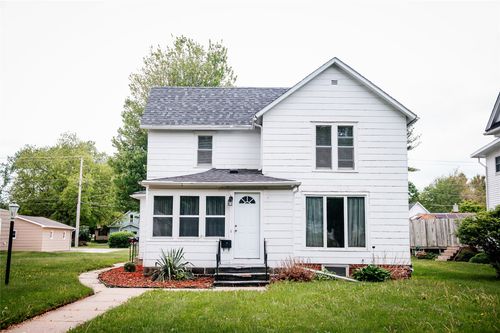 215 Linn St, Boone, IA, 50036-3733 | Card Image
