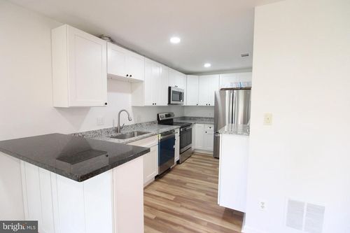 e-3150 Anchorway Ct, FALLS CHURCH, VA, 22042-7550 | Card Image