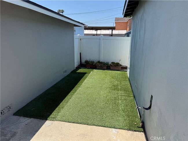 4213 W 166 Th St, Home with 2 bedrooms, 1 bathrooms and 1 parking in Lawndale CA | Image 11