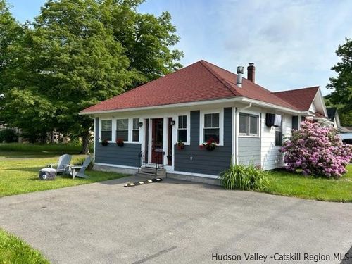 7770 Main St, Hunter, NY, 12442 | Card Image