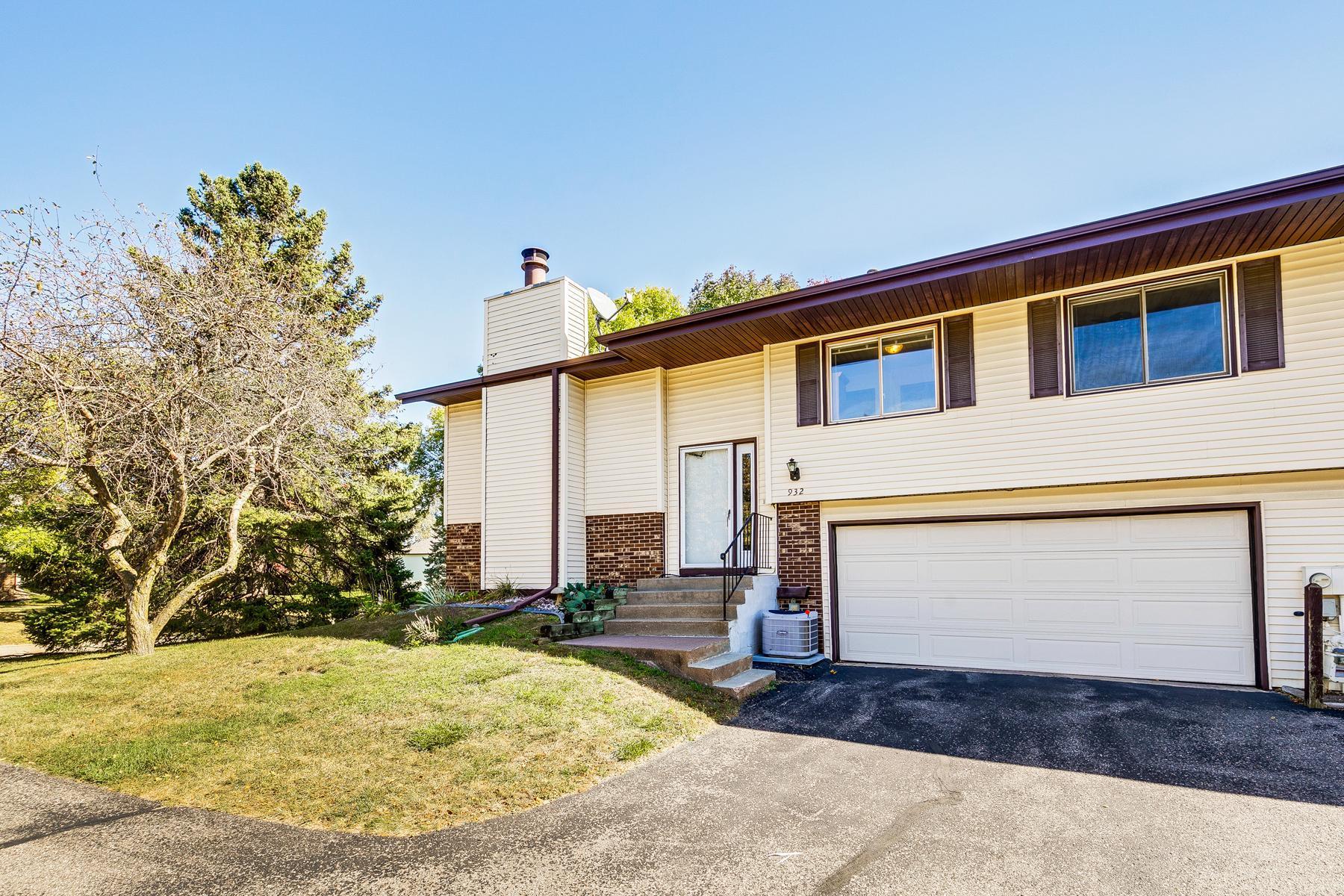 Heritage Ct, Saint Paul, MN 55127