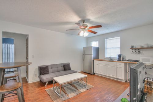 b-1714B Villa Pl, Nashville, TN, 37212-3029 | Card Image