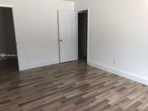 253-253 Ne 12th Ave, Homestead, FL, 33030-6274 | Card Image