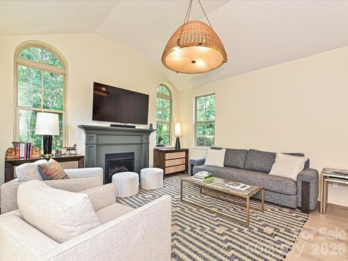 3520 S Bank Ct, Matthews, NC, 28105-5459 | Card Image