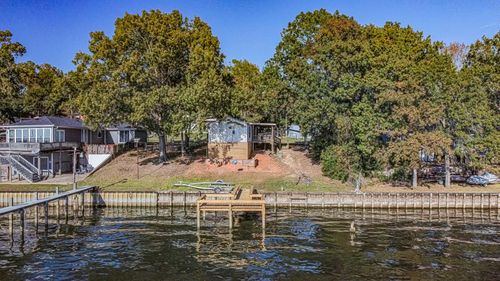 210 Rain Forest Rd, Onalaska, TX, 77360-7847 | Card Image