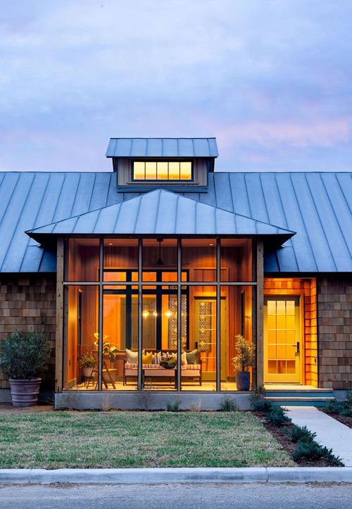 601 Whitney St, Fredericksburg, TX, 78624-3616 | Card Image