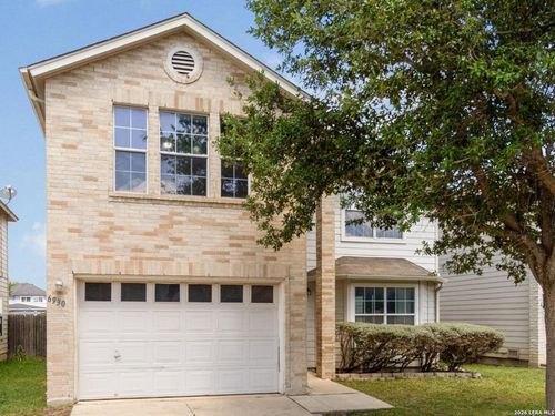 6930 Pecan Fall, Converse, TX, 78109 | Card Image