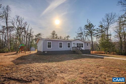 200 Blick Ln, HOWARDSVILLE, VA, 24562-1800 | Card Image