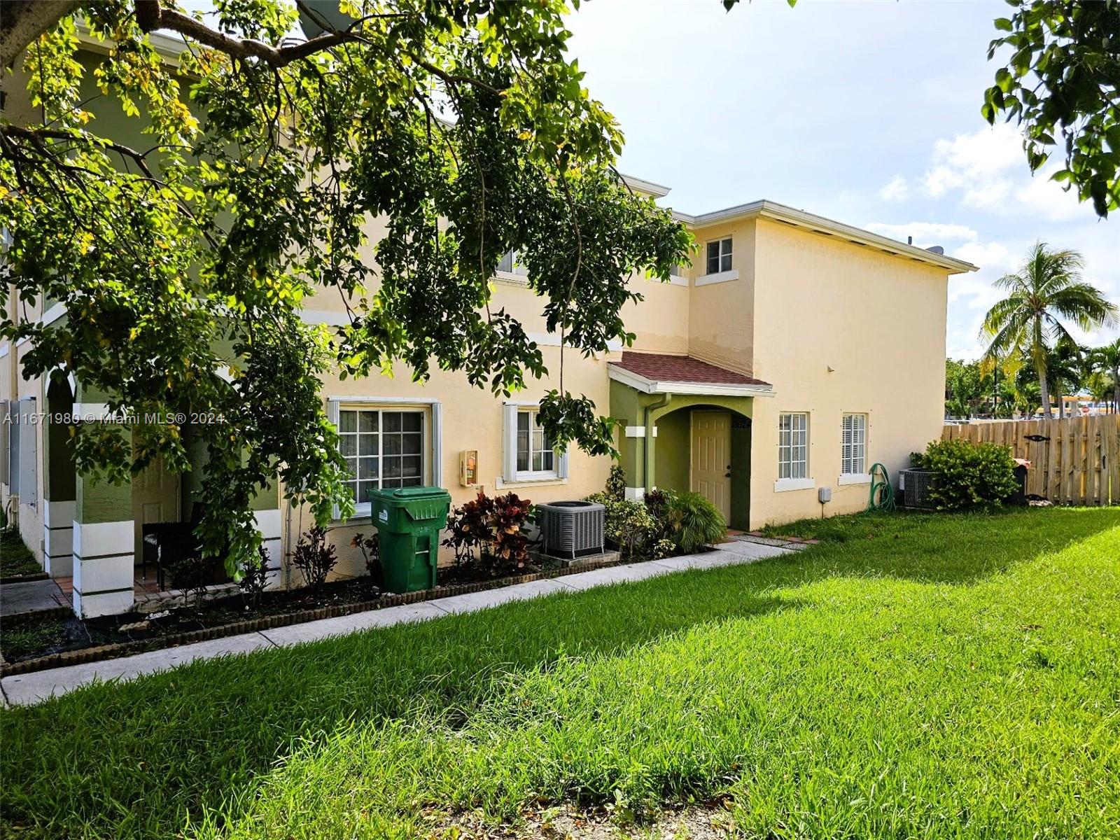 100th Ave, Cutler Bay, FL 33157