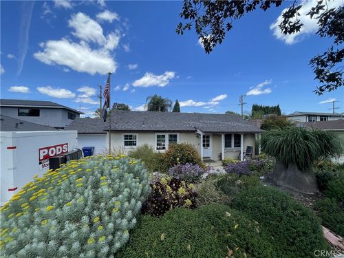 17435 Runnymede St, Van Nuys, CA, 91406-2434 | Card Image