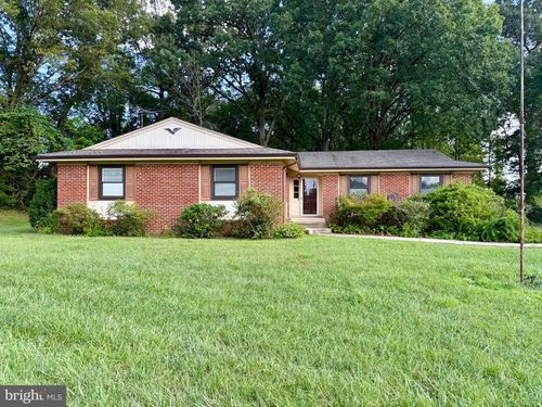 228 Hope Rd, Stafford, VA, 22554-5301 | Card Image