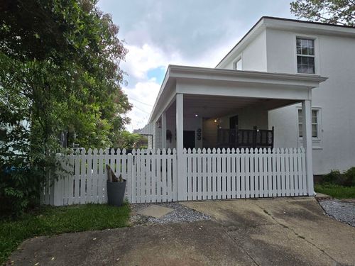 b-840 Rittiner Dr, Baton Rouge, LA, 70806-5458 | Card Image