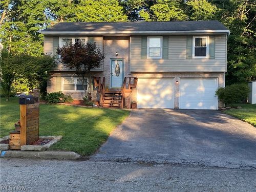91 Hillview Dr, Hubbard, OH, 44425-1278 | Card Image