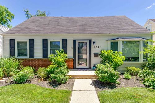1011 Haddow Ave, Arlington Heights, IL, 60004-5655 | Card Image