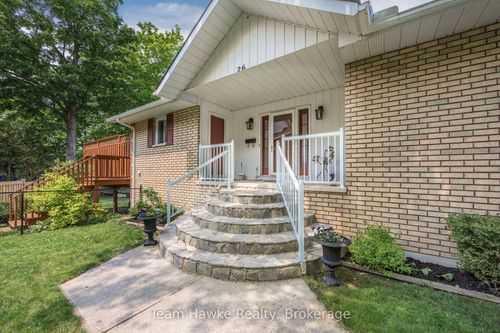 26 Jury Dr, Penetanguishene, ON, L9M1G1 | Card Image