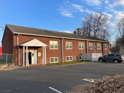 150 W Union Ave, Bound Brook, NJ, 08805-1309 | Card Image