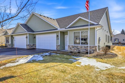 698 Bibeau Ct, Vadnais Heights, MN, 55127-2609 | Card Image