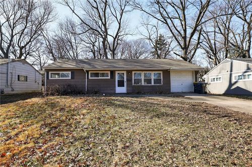 11346 Sycamore Ter, Kansas City, MO, 64134-3570 | Card Image