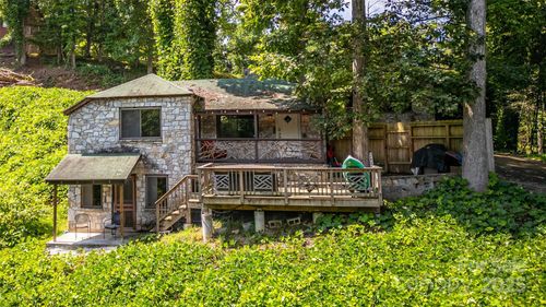 160 Observation Point Rd, Bryson City, NC, 28713-1570 | Card Image