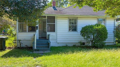 203 Hollywood Ave, Hampton, VA, 23661-2718 | Card Image