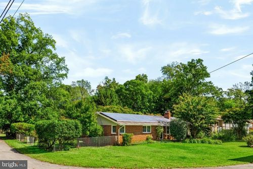 301 Cedar Ln, ANNAPOLIS, MD, 21403-3908 | Card Image