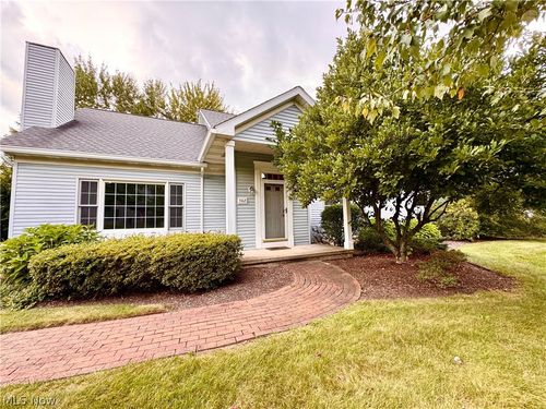 502 Dogwood Ln, Chagrin Falls, OH, 44023-6736 | Card Image