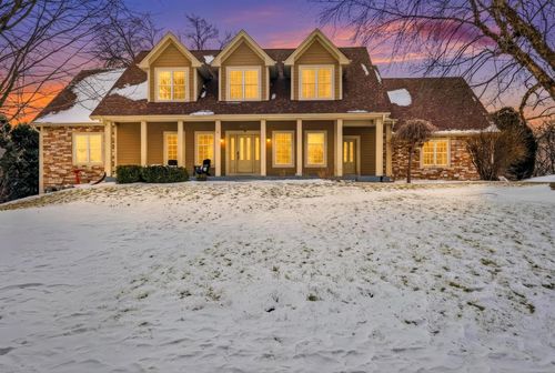 N97W14613 Rimrock Road, Germantown, WI, 53022 | Card Image