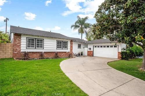 375 Cedar Ave, Brea, CA, 92821-6602 | Card Image