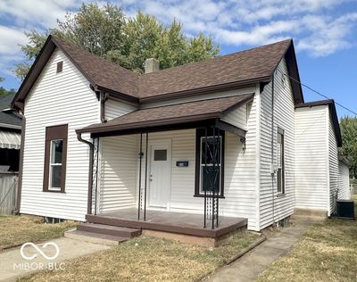 530 W Franklin Street, House other with 3 bedrooms, 2 bathrooms and null parking in Shelbyville IN | Image 1