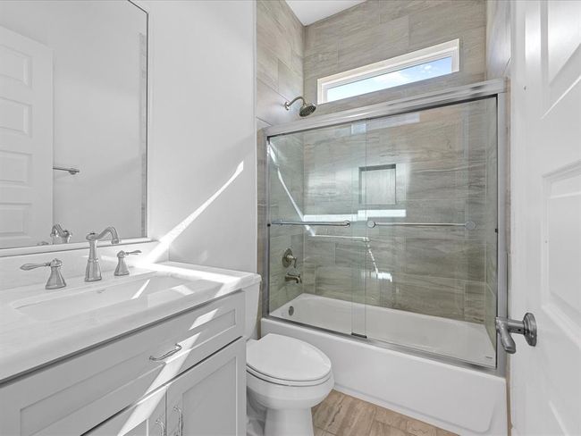 1110 W 12 Th St, House other with 3 bedrooms, 4 bathrooms and 2 parking in Houston TX | Image 15