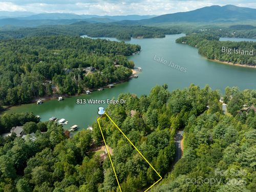 813 Waters Edge Dr, Nebo, NC, 28761-0075 | Card Image