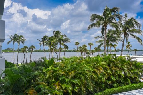 202-2860 S Ocean Blvd, Palm Beach, FL, 33480-5584 | Card Image