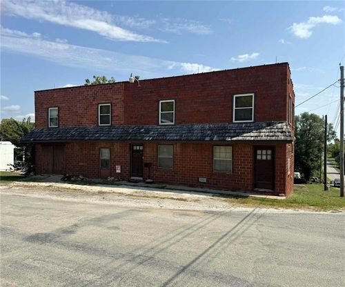 308 S Lyon St, Grant City, MO, 64456-8206 | Card Image