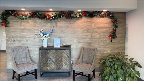 apt-5g-16565 26th Ave, North Miami Beach, FL, 33160-4036 | Card Image