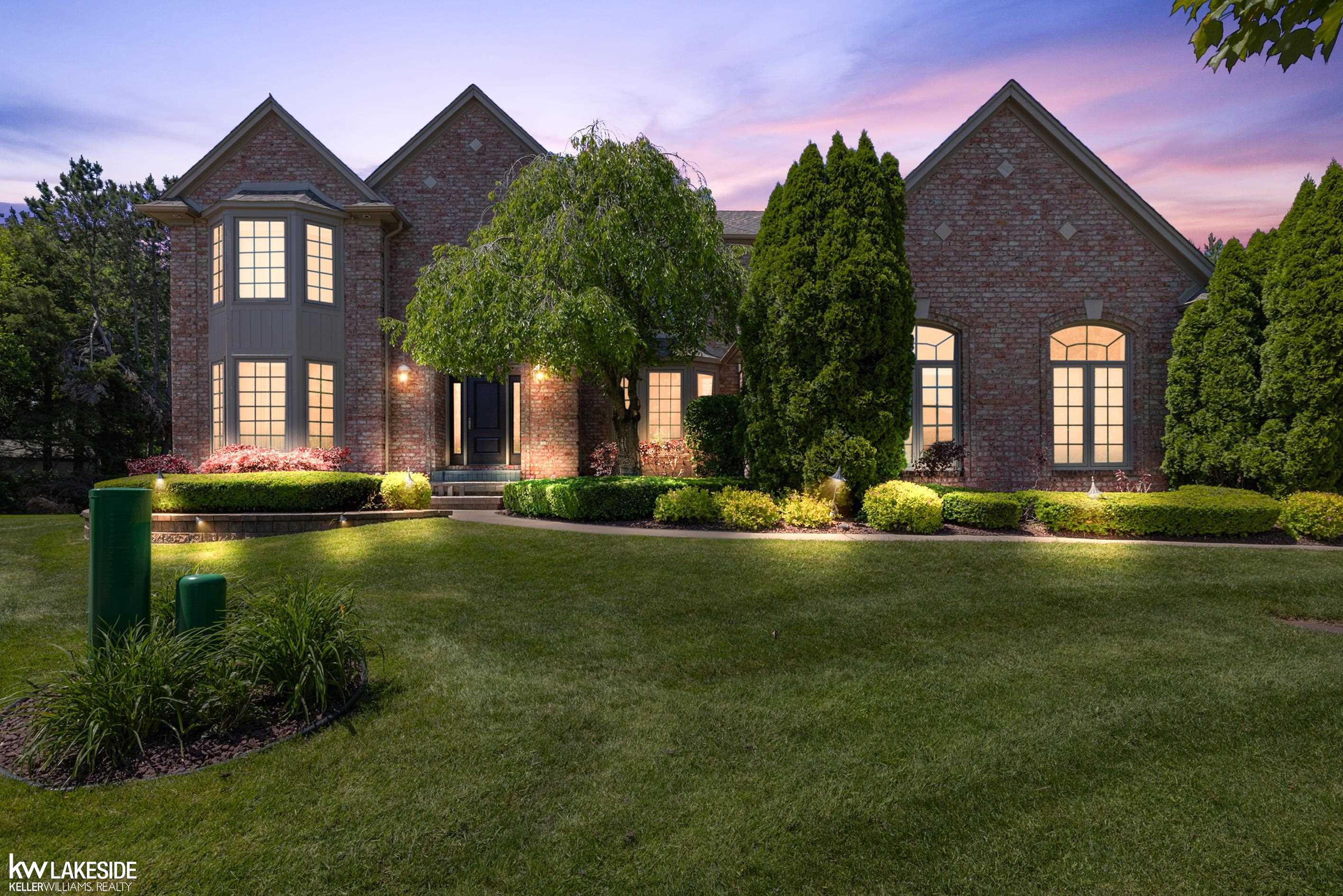 Rhea Ct, Shelby Township, MI 48315 #1