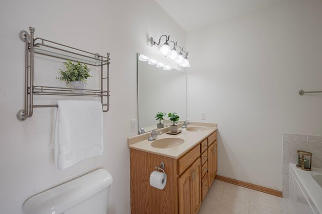 UNIT-106 - 9165 Comstock Ln N, Condo with 2 bedrooms, 2 bathrooms and null parking in Maple Grove MN | Image 15