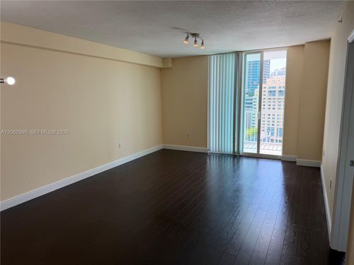 1912-1250 S Miami Ave, Miami, FL, 33130-4114 | Card Image