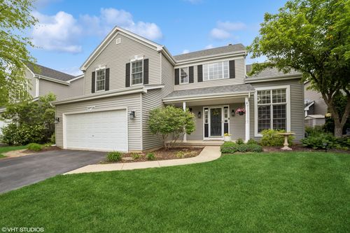39W326 W Mallory Dr, Geneva, IL, 60134-4904 | Card Image