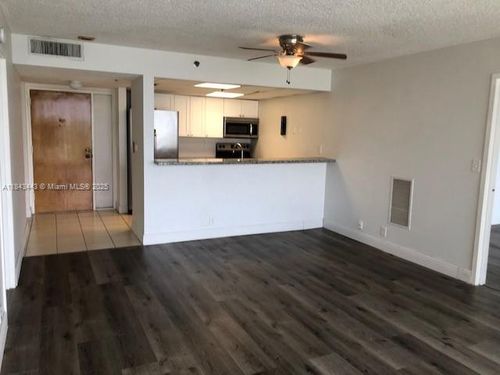 apt-1201-7601 E Treasure Dr, North Bay Village, FL, 33141-4363 | Card Image