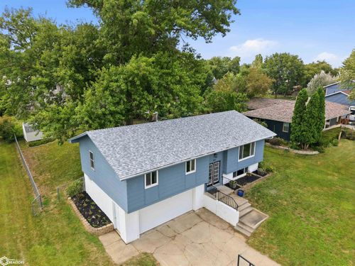 1817 Reed St, Grinnell, IA, 50112-1029 | Card Image
