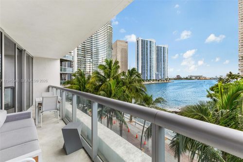 apt-417-465 Brickell Ave, Miami, FL, 33131-2496 | Card Image