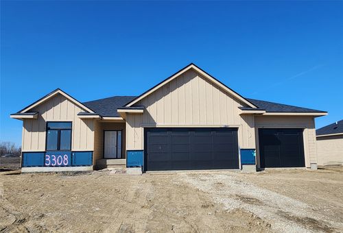 3308 Se Bannister Drive, Ankeny, IA, 50021 | Card Image