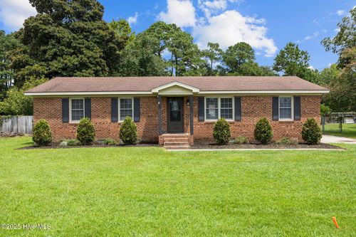 6407 Clarks Neck Rd, Washington, NC, 27889-7280 | Card Image