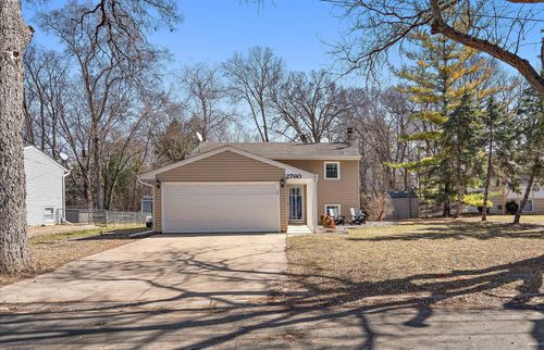 2760 Grove Ln, Mound, MN, 55364-8117 | Card Image